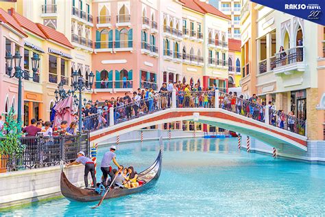 Cozy Cove with Balcony with Access to Venice Grand Canal Mall .